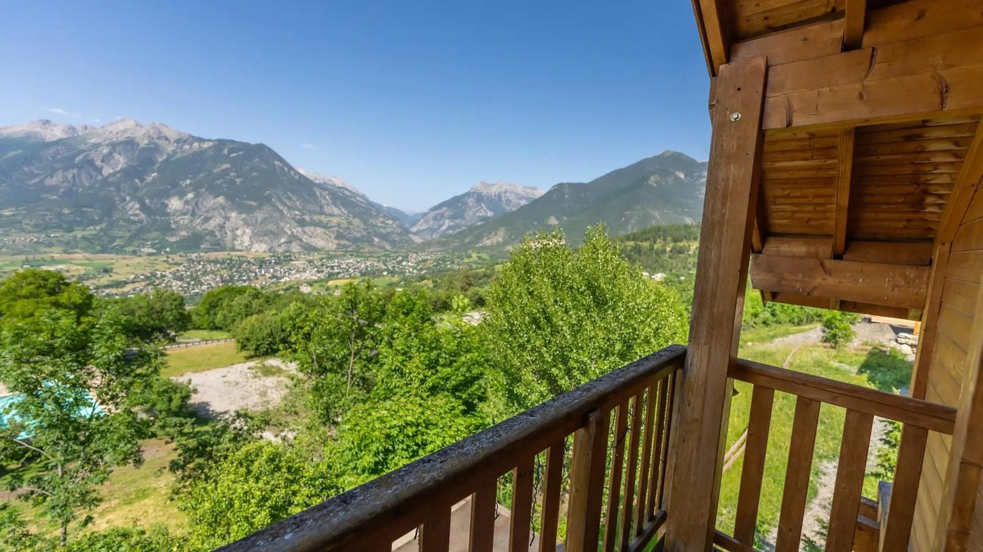 Beau Chalet Moderne 12P - Risoul Village -My Lodge